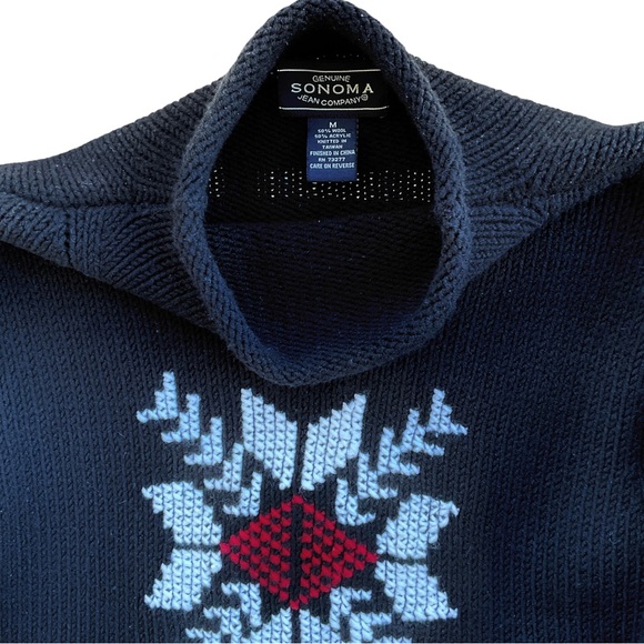 Women’s SONOMA Med Sweater BLACK WHITE RED Vintage WINTER/FESTIVE/FUN SOFT EUC! - Picture 2 of 3